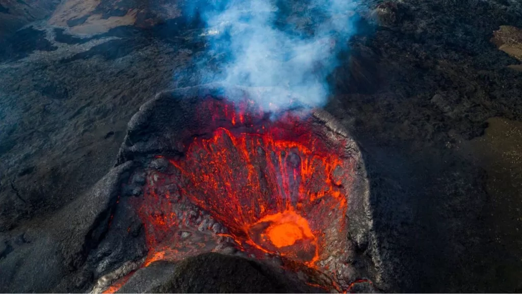 Scientists aim to drill into a volcano's magma chamber to unleash powerful energy